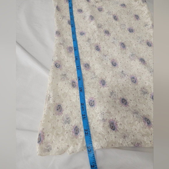 Intimately Free People Lace Slip Dress Size Large White/Cream Lilac - Picture 2 of 7